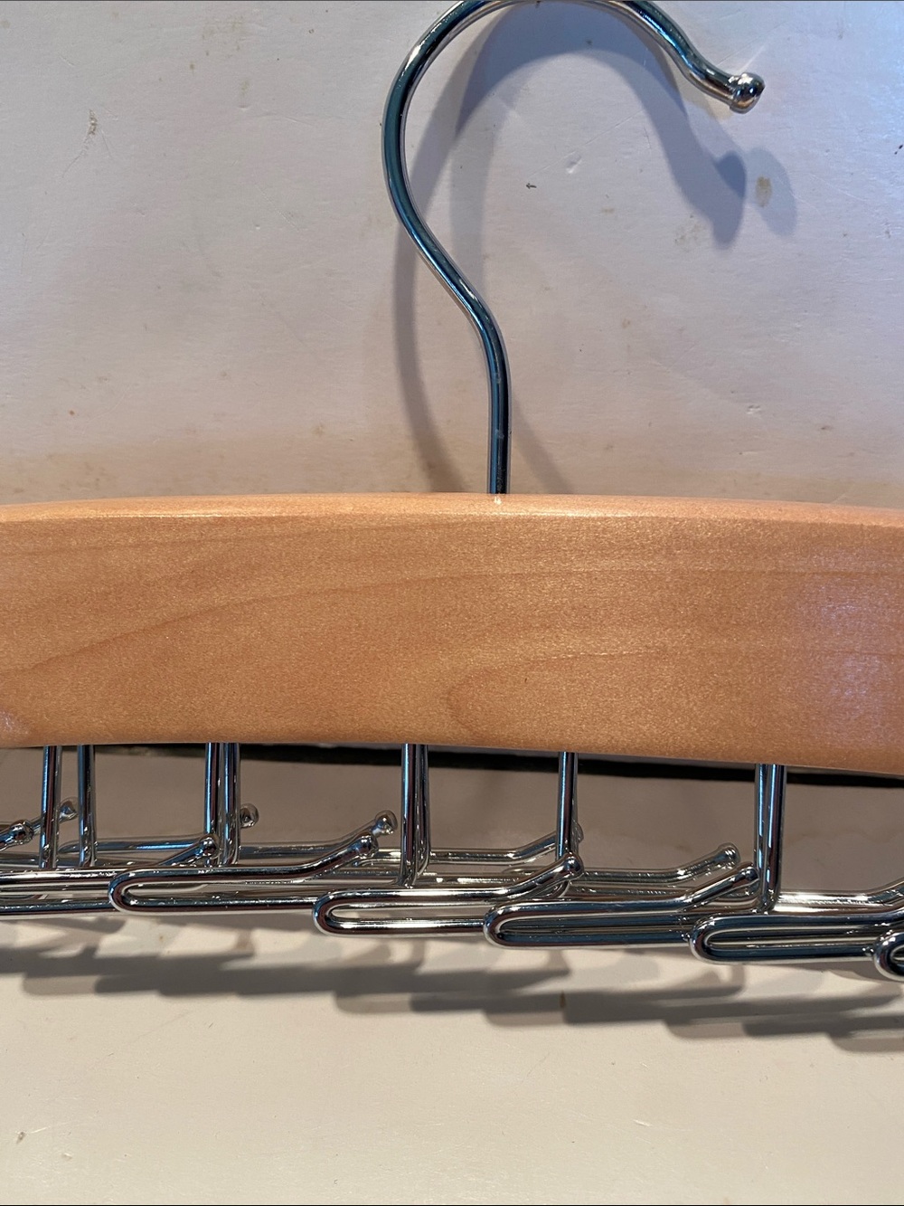 Men’s Tie Rack Organizer - Picture 2 of 4